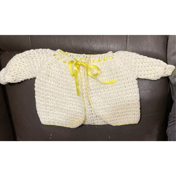 Handmade Vintage White and Yellow Crochet Sweater Baby One Size 6-12 Months - Picture 1 of 4